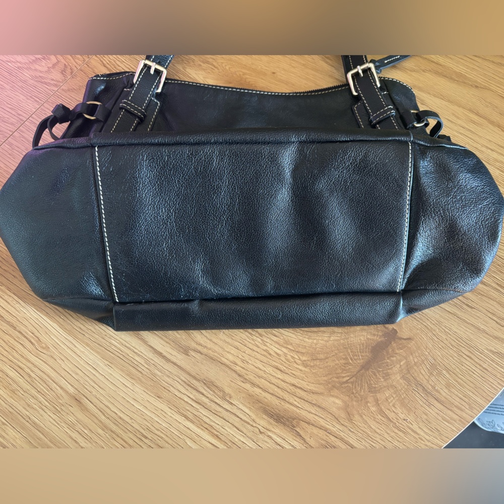 Dooney & Bourke Saffiano Shoulder Bag - Picture 3 of 7